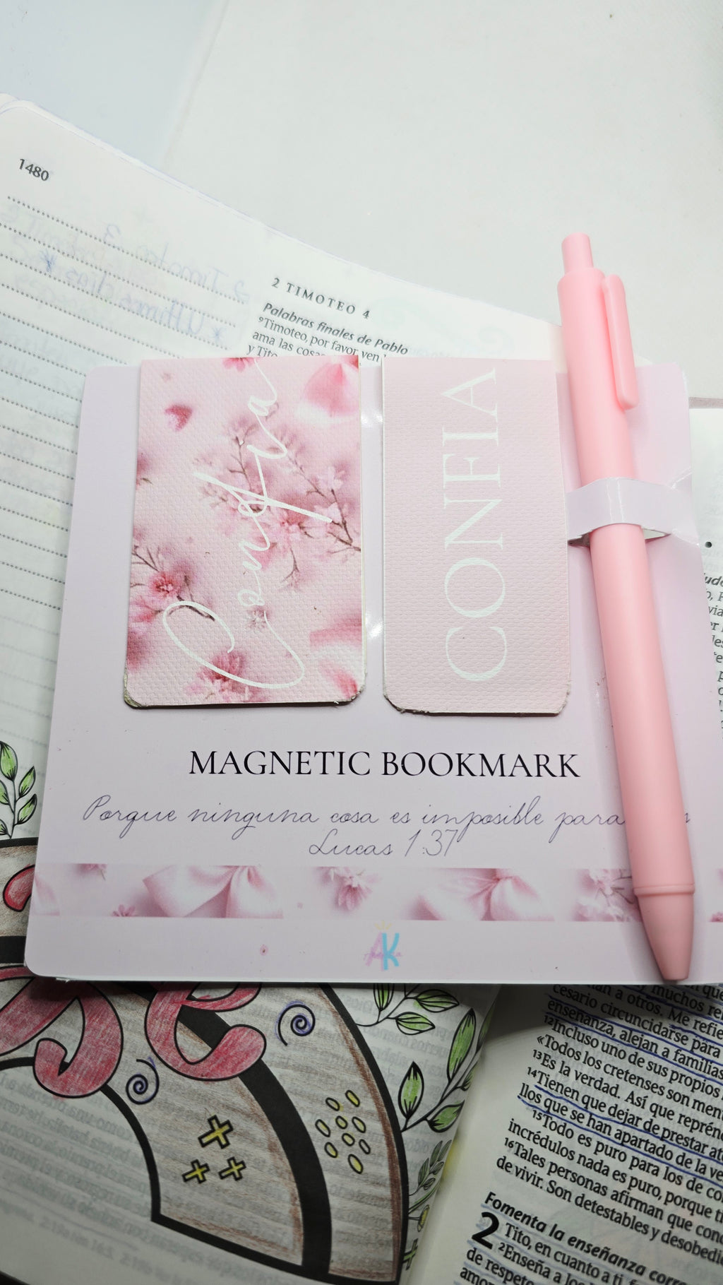 Magnetic Bookmark "CONFIA"